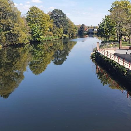 River View Apartment Suite Cork Dış mekan fotoğraf