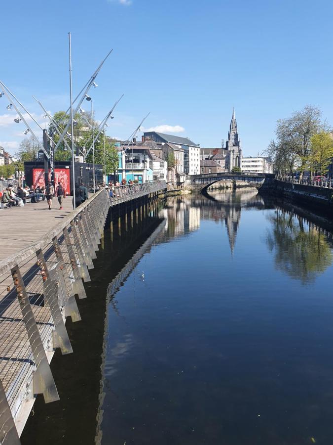 River View Apartment Suite Cork Dış mekan fotoğraf