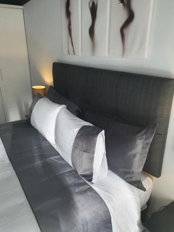 River View Apartment Suite Cork Dış mekan fotoğraf